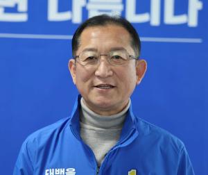 [집중 취재] "행정조직이 선거 캠프인가" 김동구 태백시장 예비후보, 장성동장 '단톡방 선거운동' 관권선거 의혹 강력 규탄